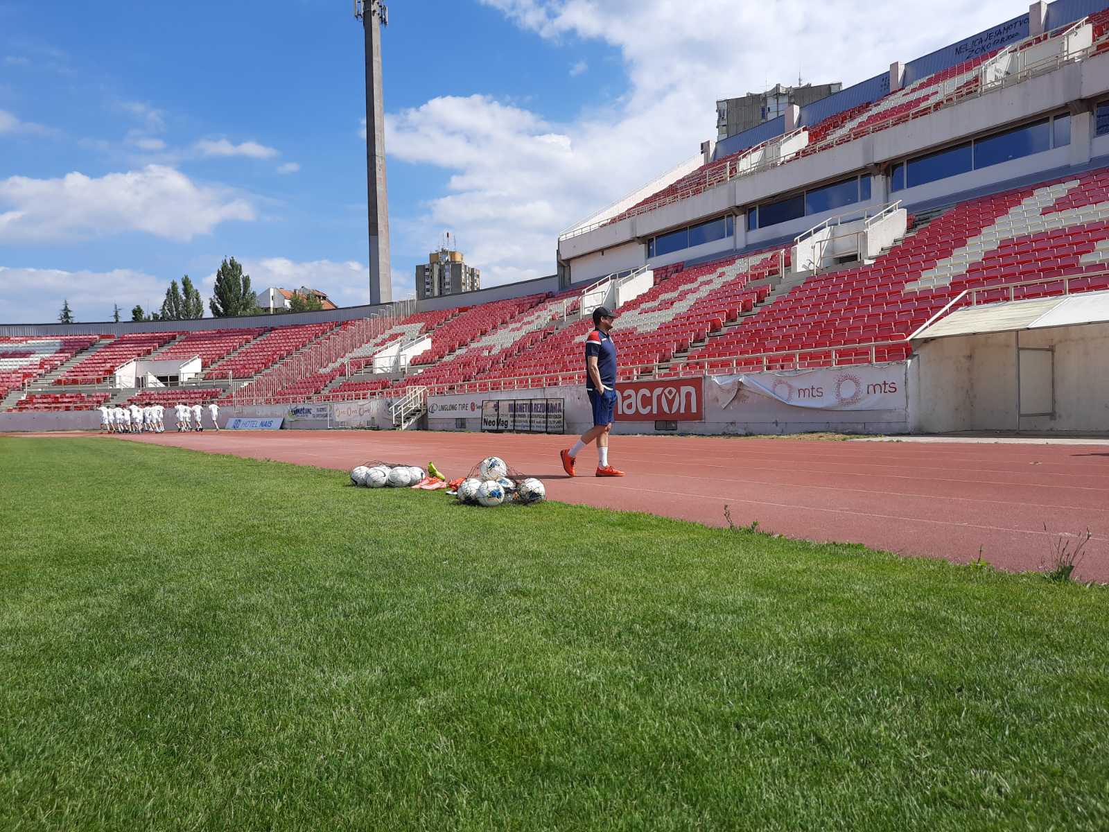 nenad lalatovic radnicki nis novi trener, Sport