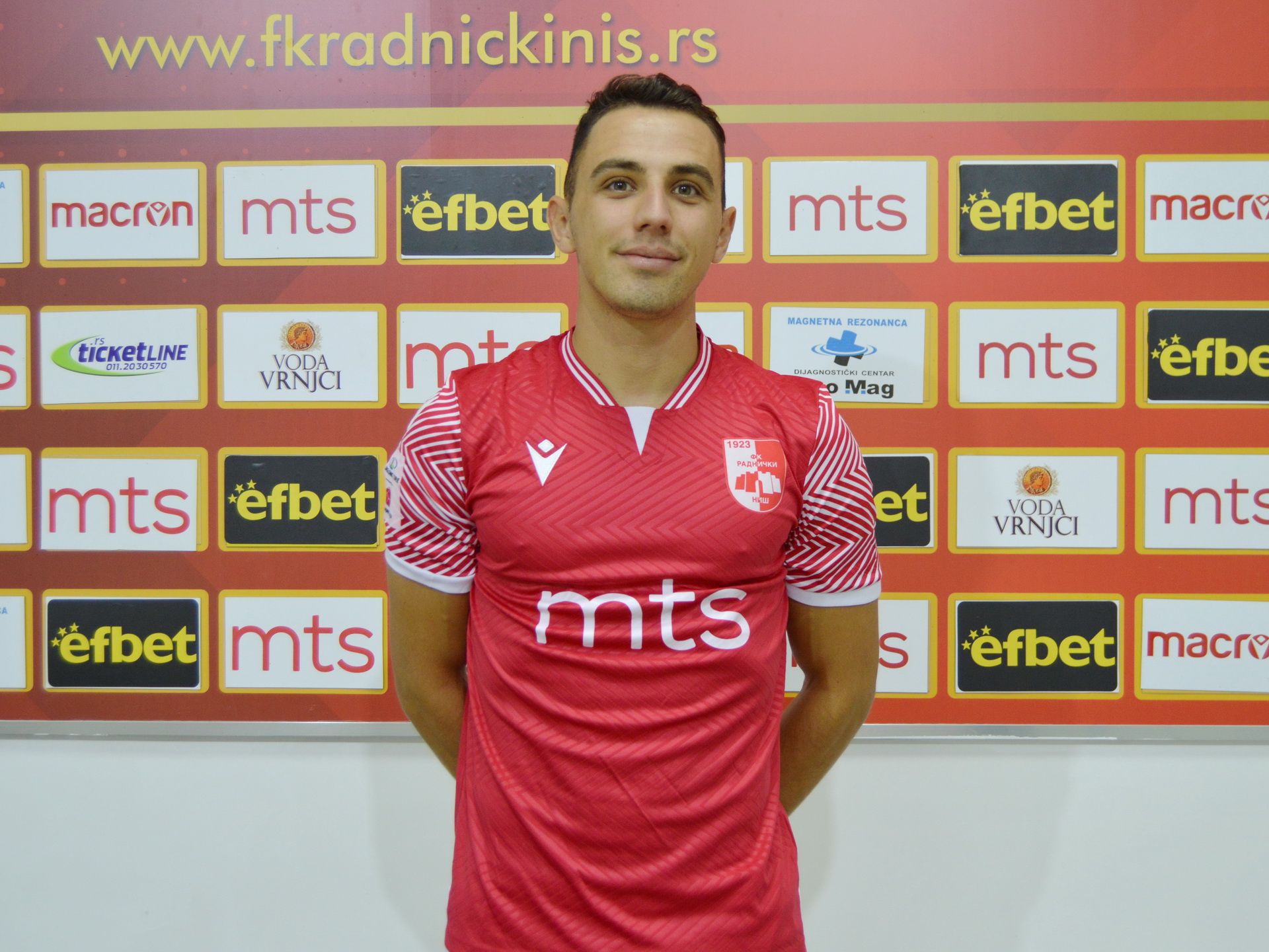 FK Radnički Niš - Naš defanzivac Aleksandar Todorovski slavi svoj 36.  rođendan. Želimo mu puno sreće,, uspeha i radosti 🎉🎊🎁
