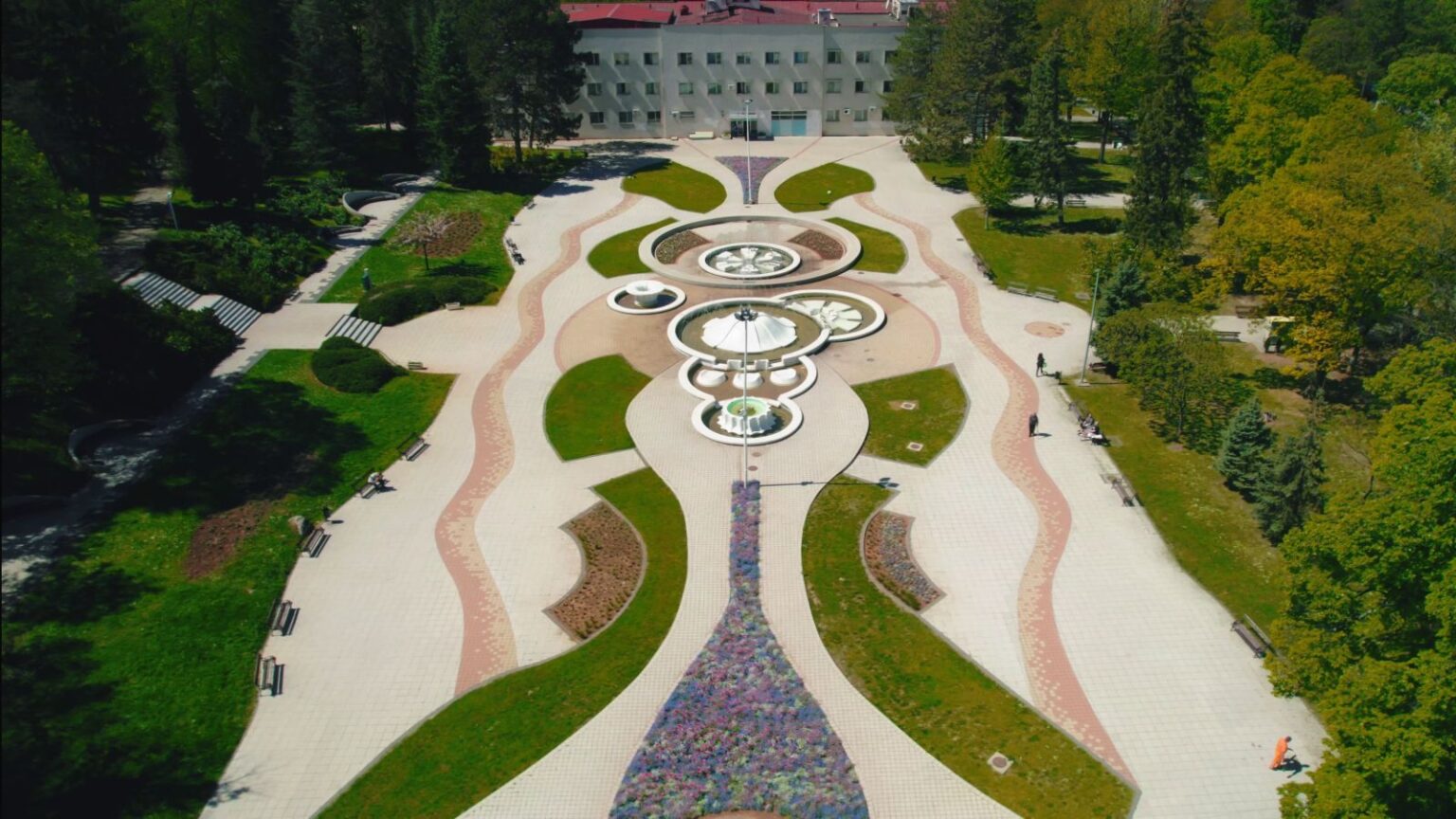 Razglednica Niške Banje stara pola veka, razgalila Nišlije