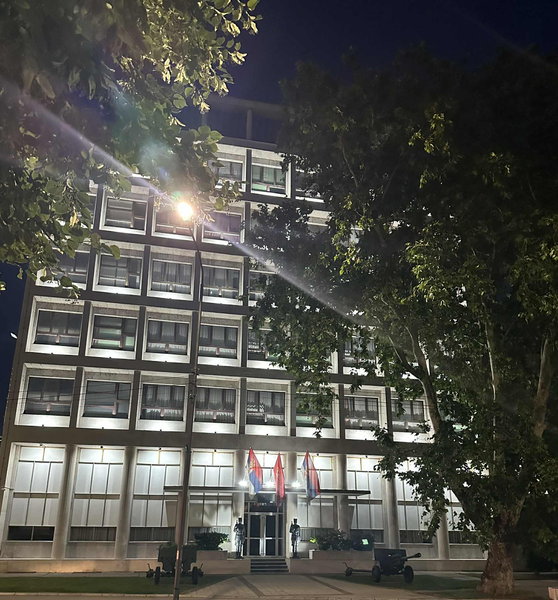 Dom Vojske Niš, osvetljenje