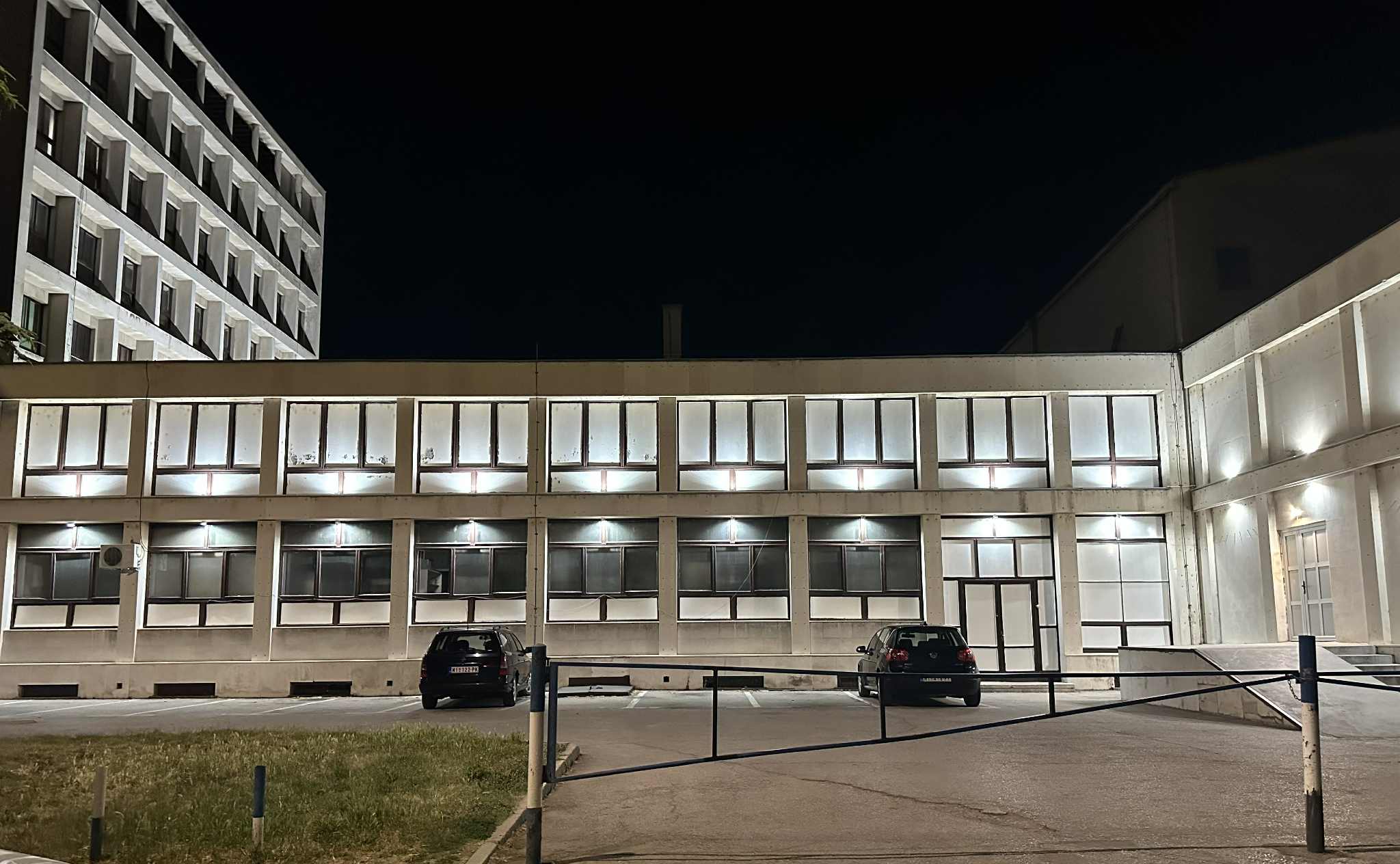 Dom Vojske Niš, osvetljenje
